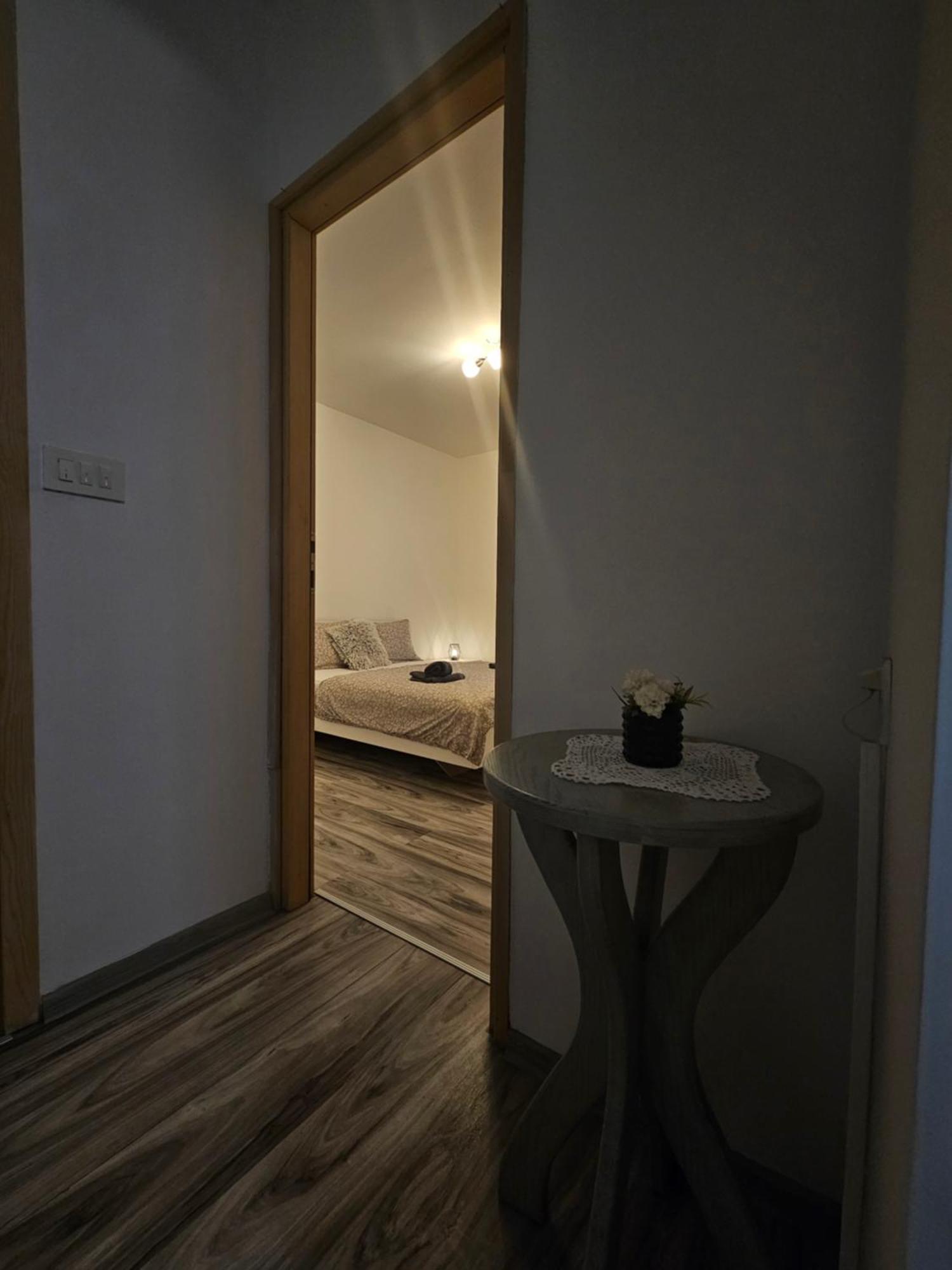 Apartman Smit Umag Exteriör bild