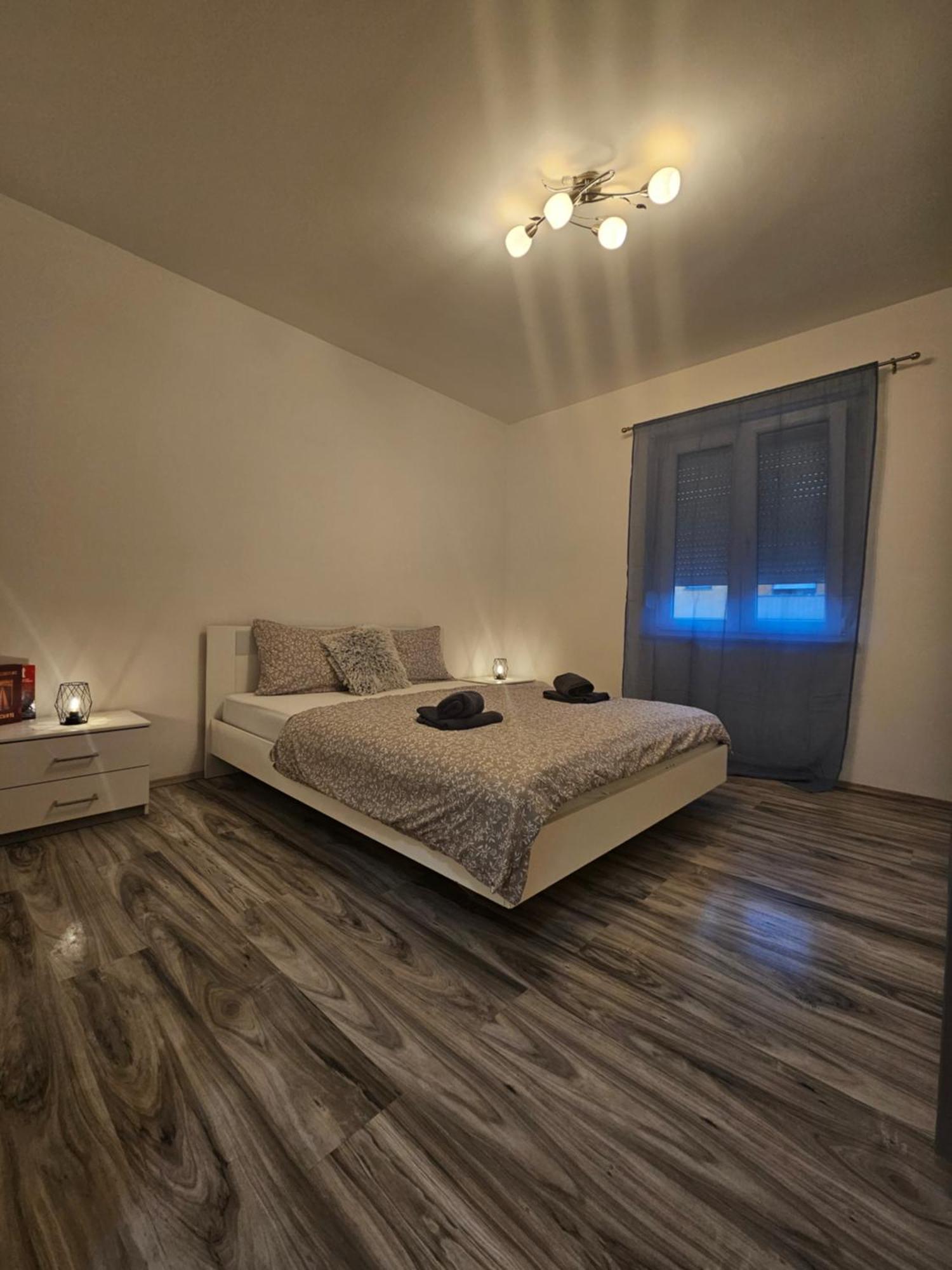Apartman Smit Umag Exteriör bild